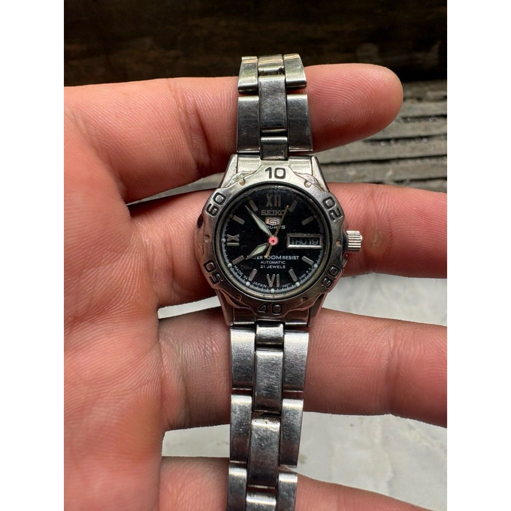 Seiko women sport automatic