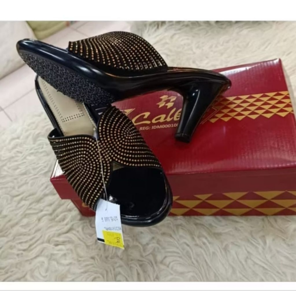 sandal calbi heels model unik