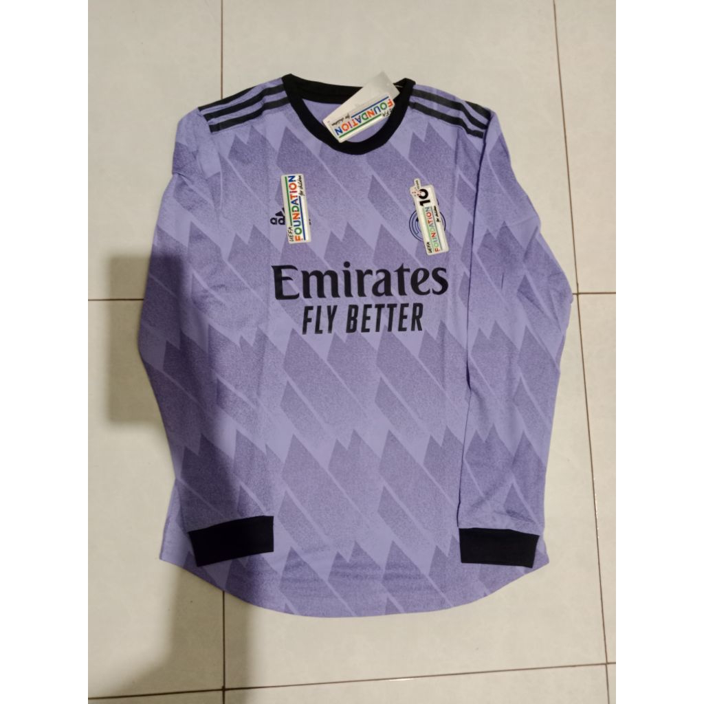 jersey madrid player issue