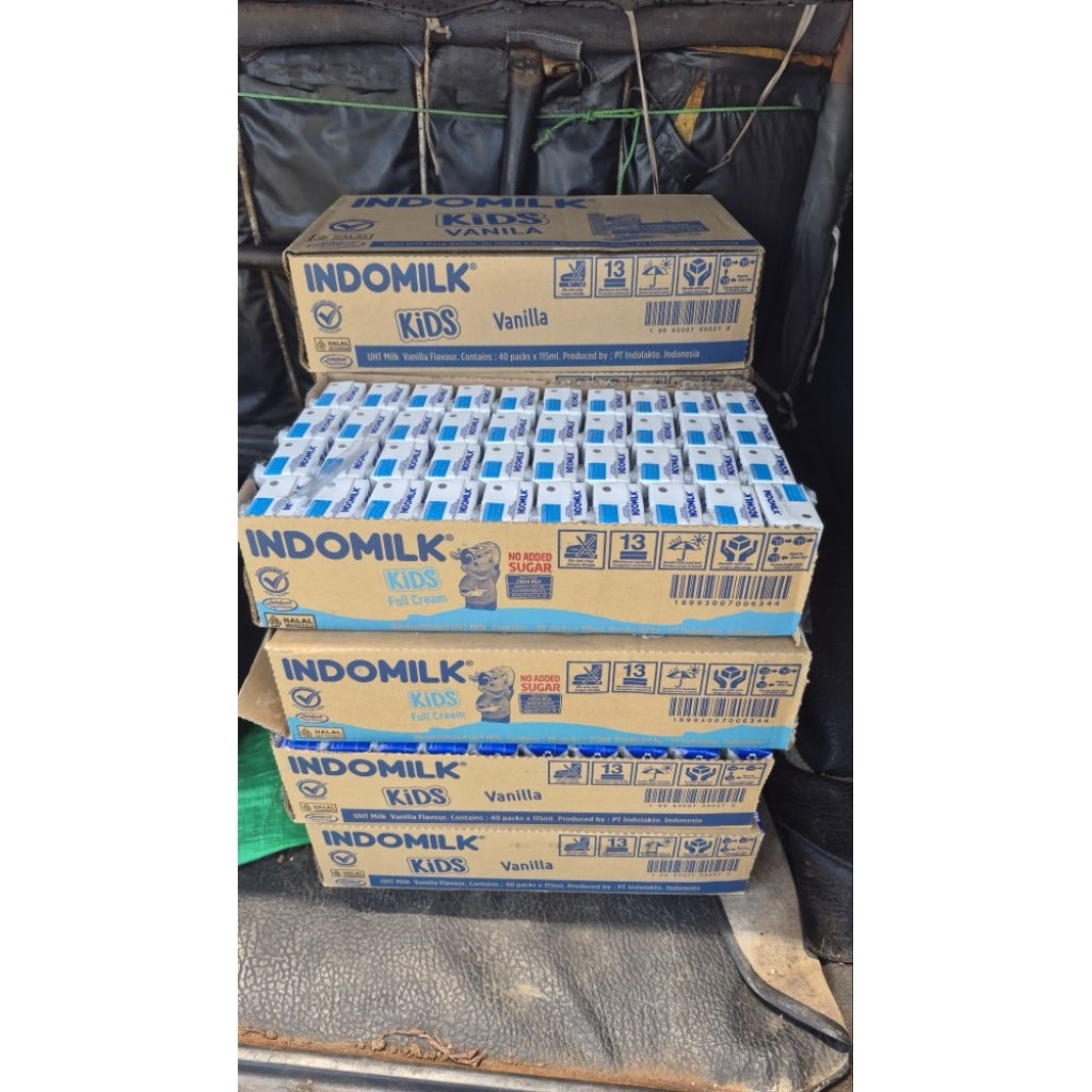 Indomilk Kids Full Cream/Vanilla 1 Karton