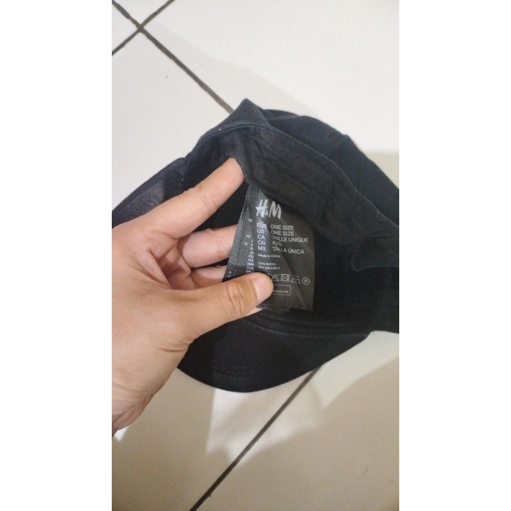 H&M x Asap Rocky snap back