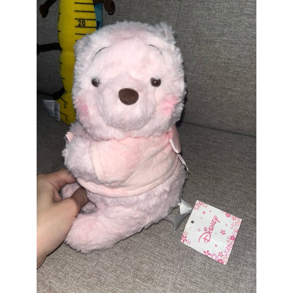 Boneka Pooh sakura disney winnie the pooh
