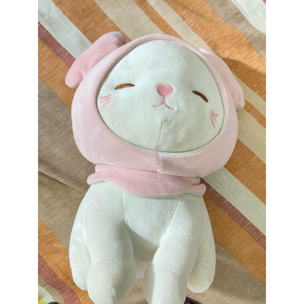 boneka kucing miniso preloved