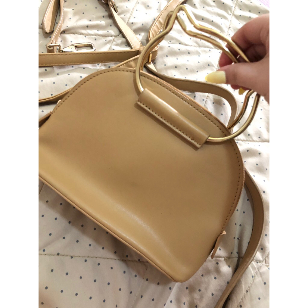 Preloved Fladeo Sling Bag