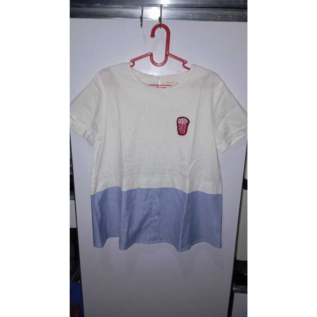 ST YVES White - Blue Mom Shirt