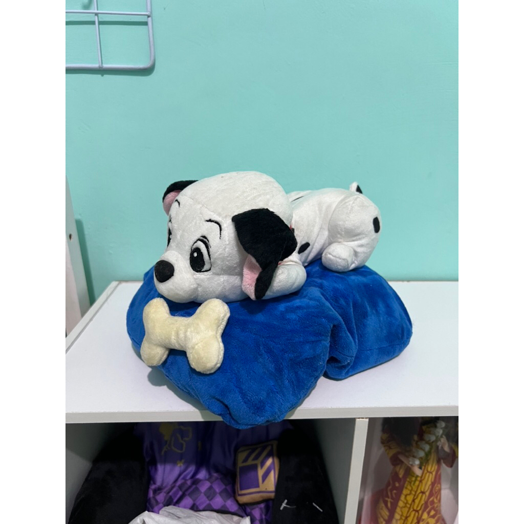 Boneka guguk dalmantion disney unik dalmantion di atas bantal unik lucu
