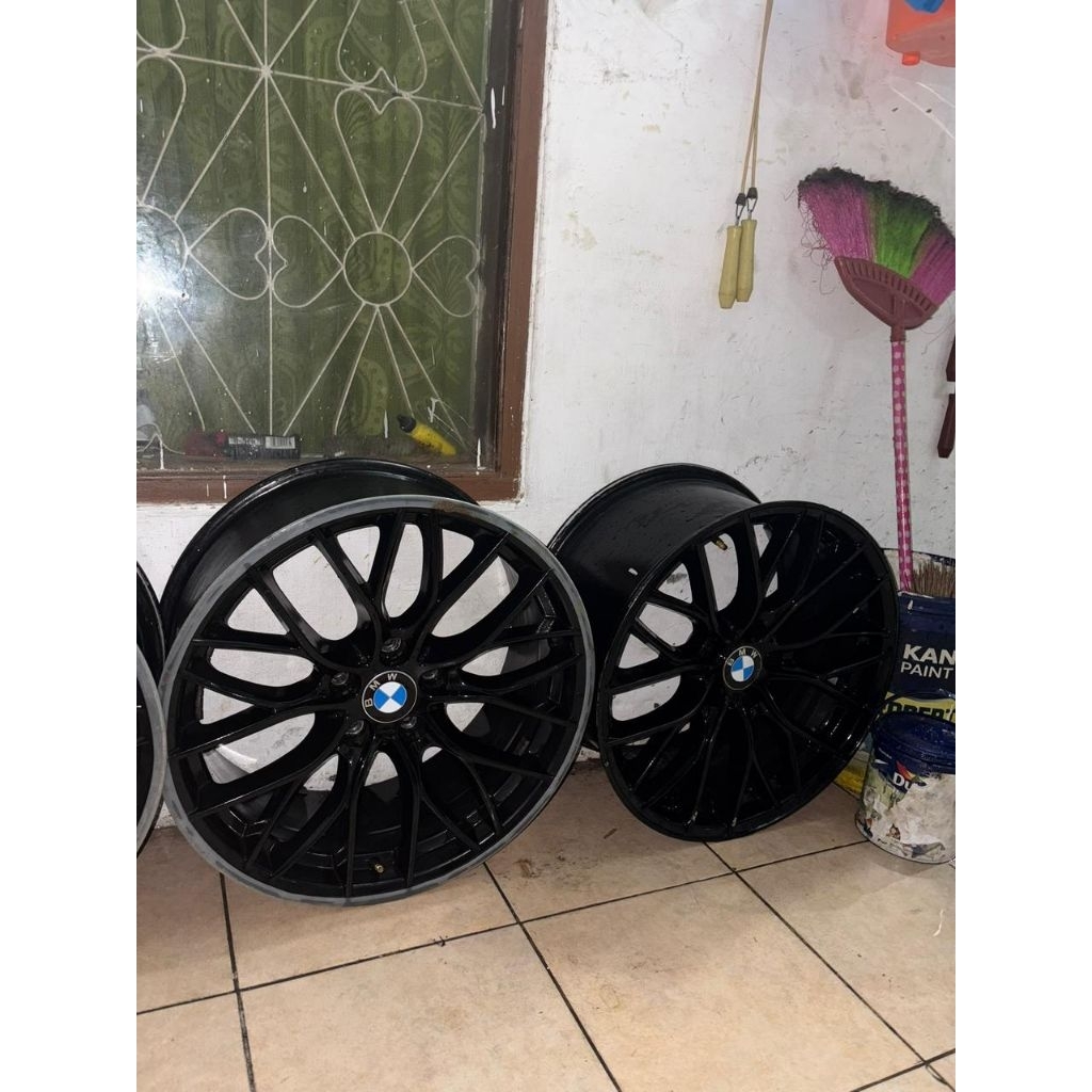 Velg BMW M3 E60 ukuran R19 5x120 like new for E60 ori
