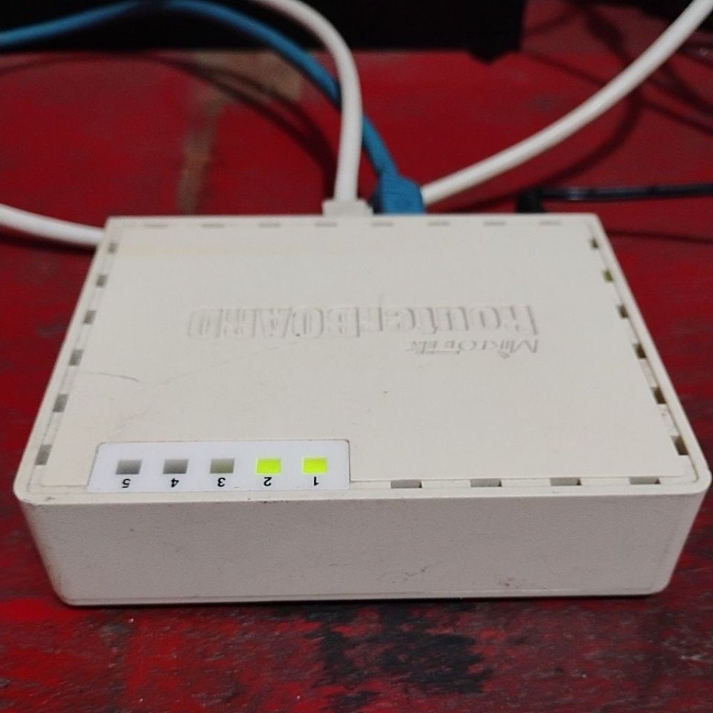 Mikrotik rb750 second normal
