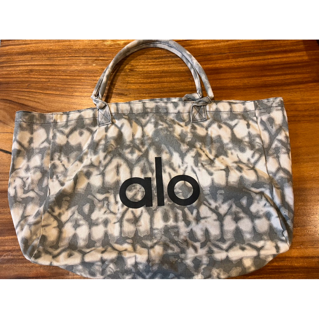ALO YOGA COTTON TIE-DYE SHOPPER TOTE BAG ORI (LIKE NEW)
