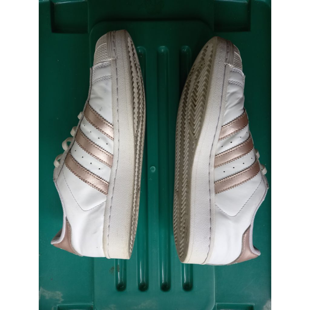 sepatu.adidas.superstar