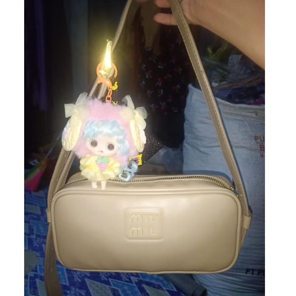 Tas soulder/sling Miwmiwu hw full embos