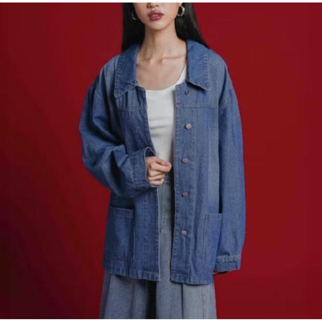 This is April Oversized Jacket Denm