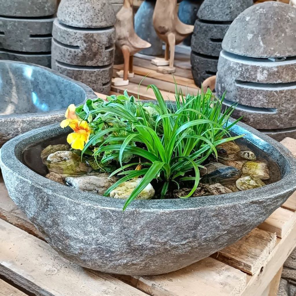 KOLAM BATU ALAM ESTETIC