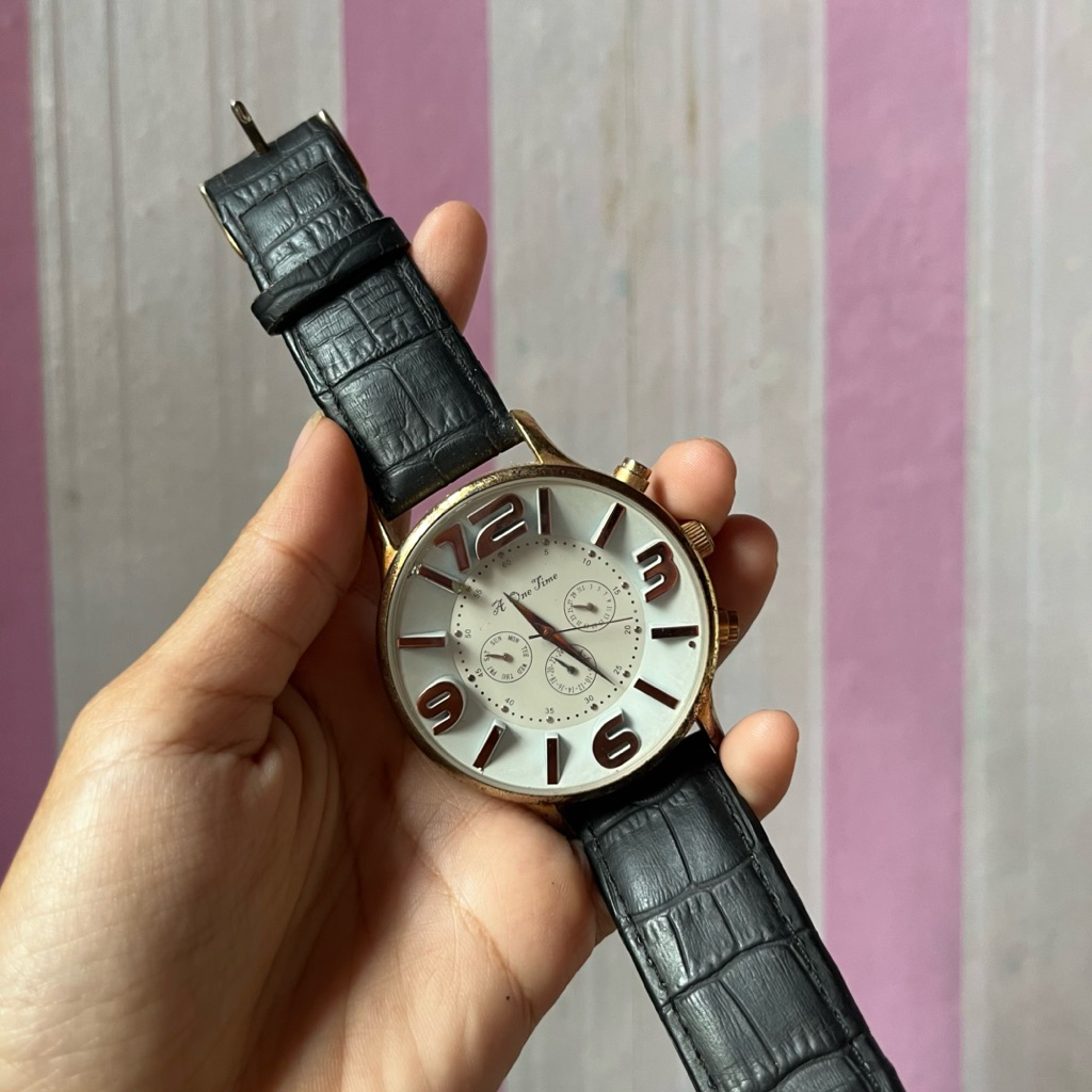 [PRELOVED] Jam Tangan A One Time 8009