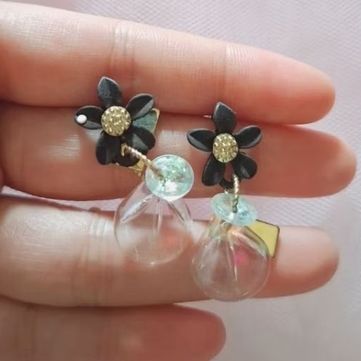 Anting Tusuk Bola Kristal Flower Kekinian / Anting Wanita Trendi 925