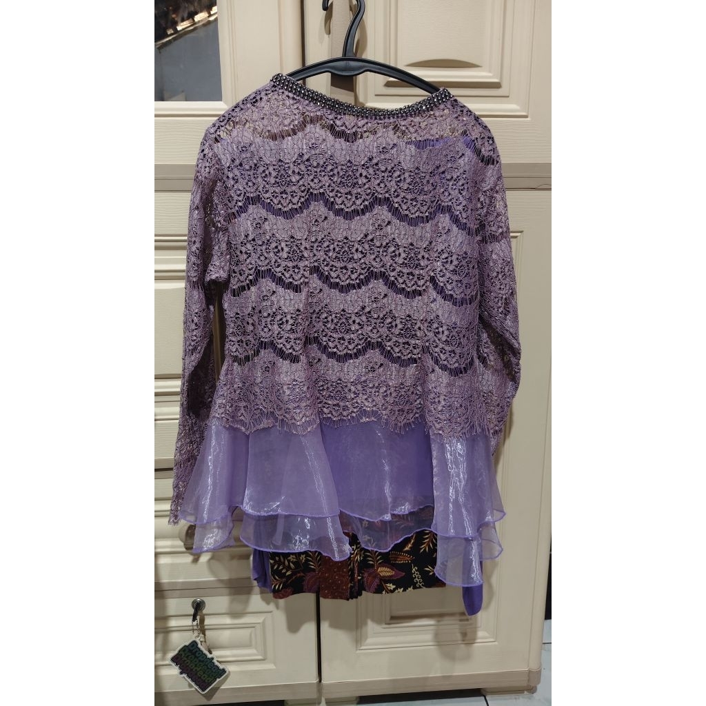[PRELOVED] Set Kebaya Lilac Organza + Inner Rayon + Pashmina Ceruty Premium (TIDAK TERMASUK ROK)
