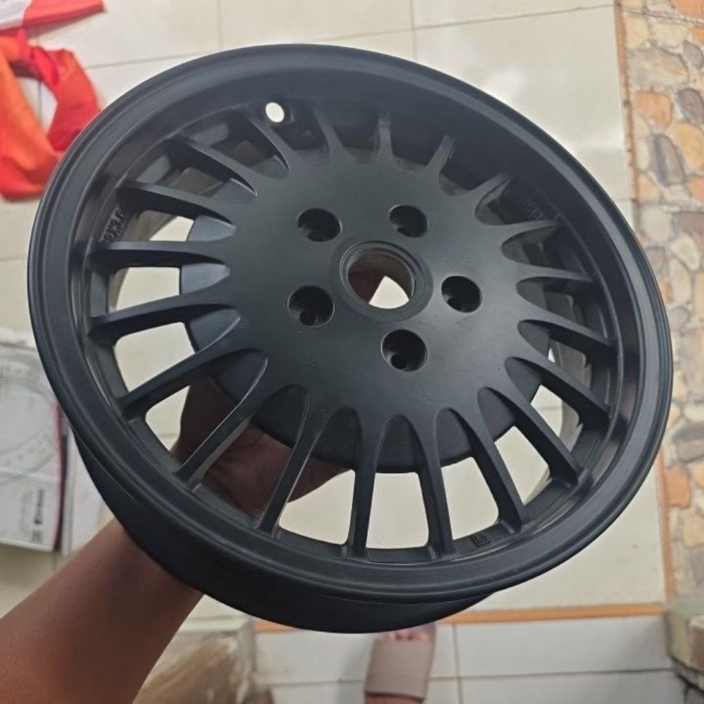 velg vrossi r12 untuk vespa classic atau vespa matic depan