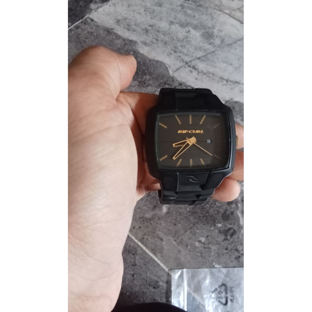 JAM TANGAN RIPCURL TOUR XL