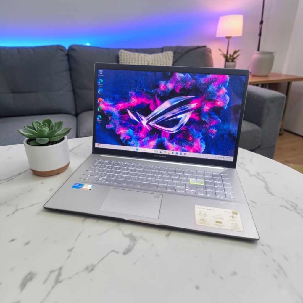 Laptop ASUS VIVOBOOK ULTRA 15 OLED K513EAN / X513EAN-307 GEN 11 LIKE NEW 15,6" OLED SLIM BEZELESS
