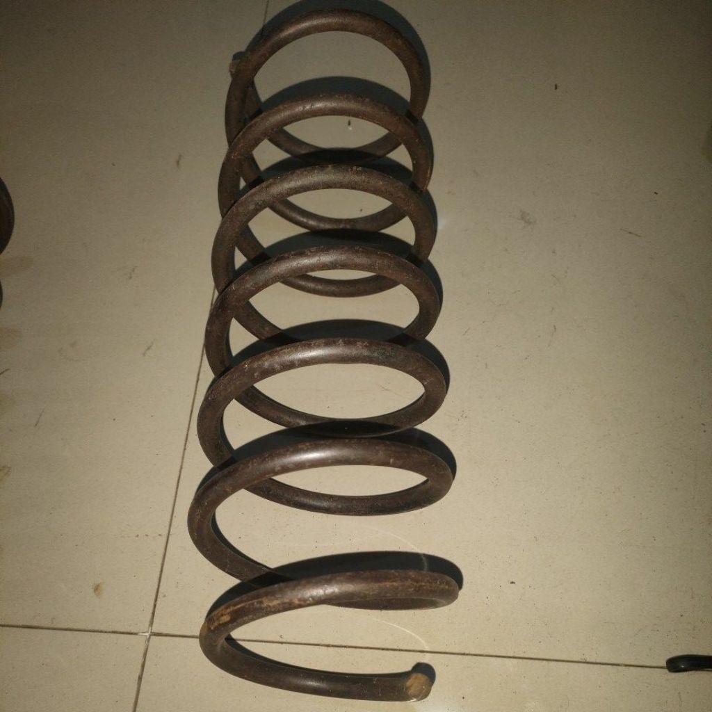 Pegas Spiral (coil spring) depan Corrolla DX 1980/1981