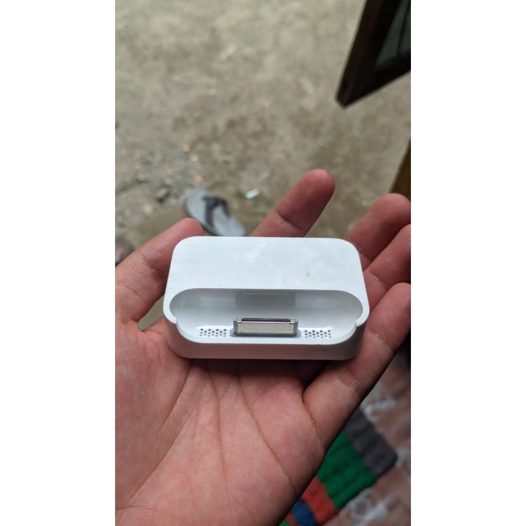 Apple iPod Universal Dock vintage