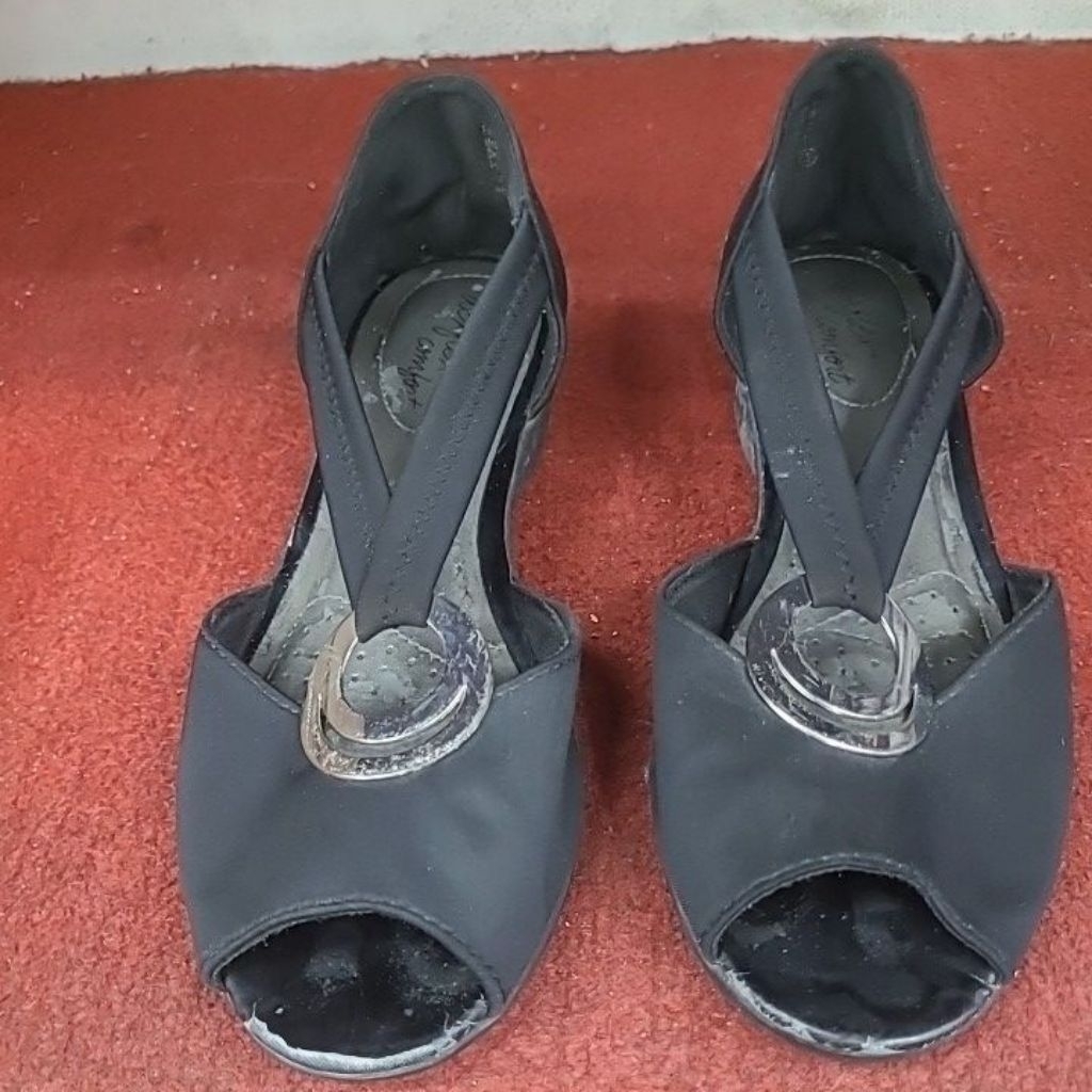 PRELOVED SENDAL SEPATU DEXFLEX COMFORT SIZE 39