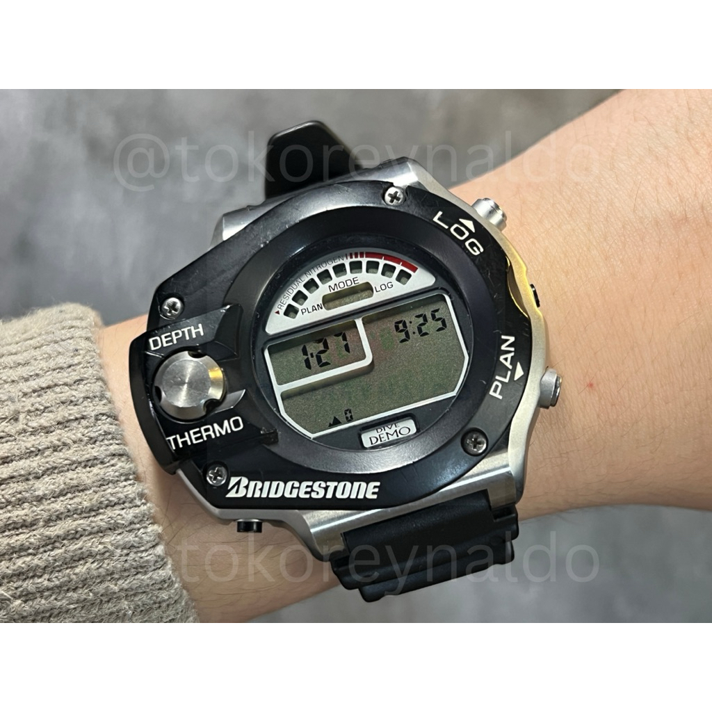 JAM TANGAN VINTAGE B1SM BRIDGESTONE DIVE DEMO DIGITAL DIVER "Made by SEIKO" LX2193