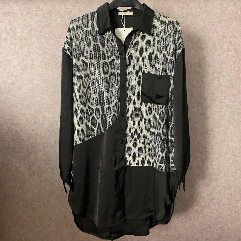 FOLLATO.ID // Kemeja Satin Silk Oversized Motif Leopard Blouse