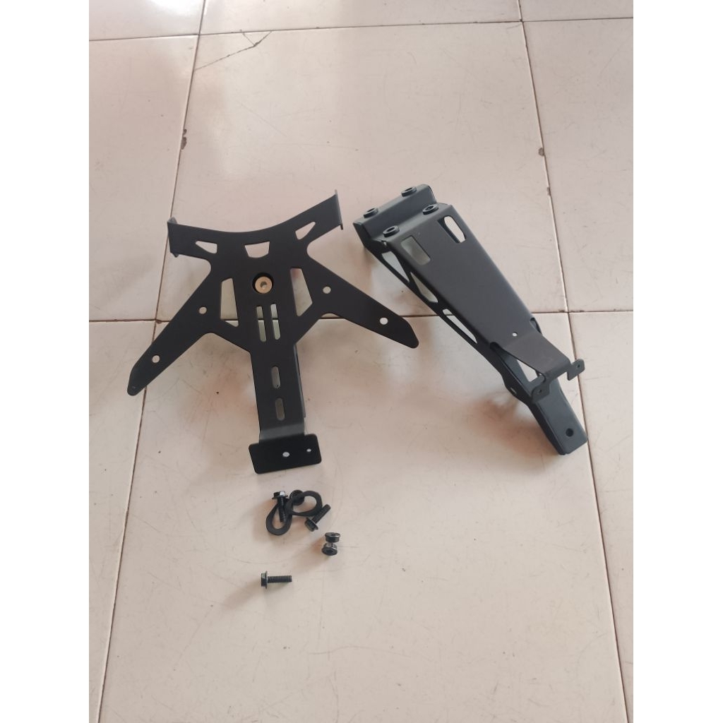 spakbor belakang fender eliminator Honda CBR 150 r original