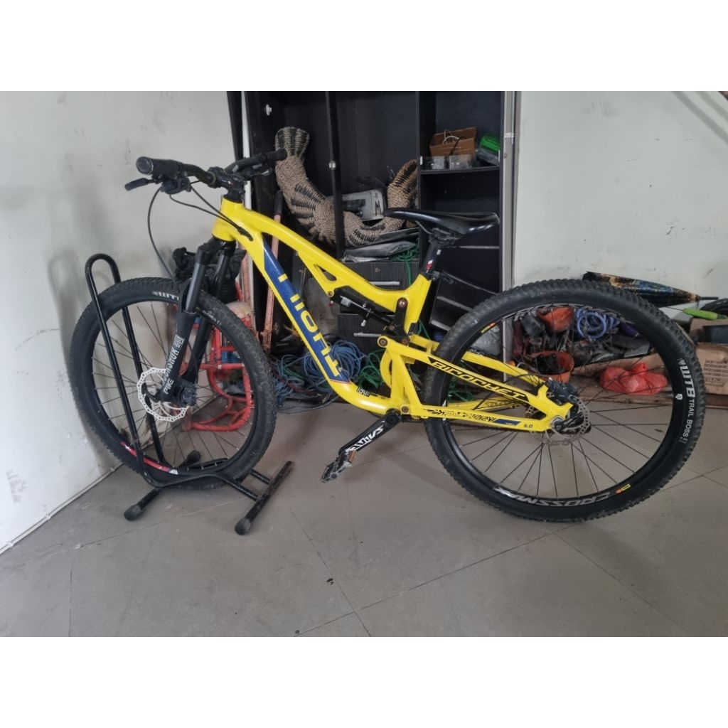 Sepeda Gunung Thrill MTB 27.5 Ricochet 5.0 || Second bekas pemakaian pribadi, sale mau upgrade