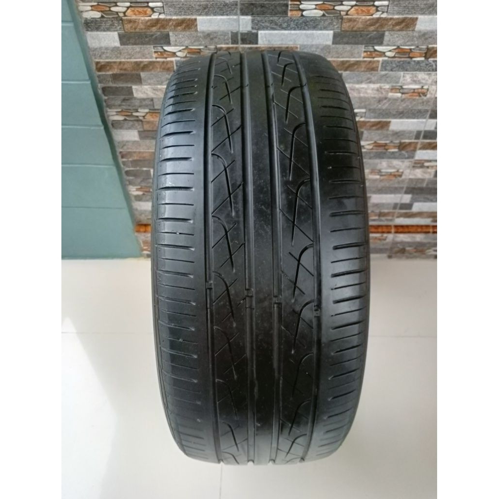 Hankook Ventus V2 Concept 2 215/50 R17