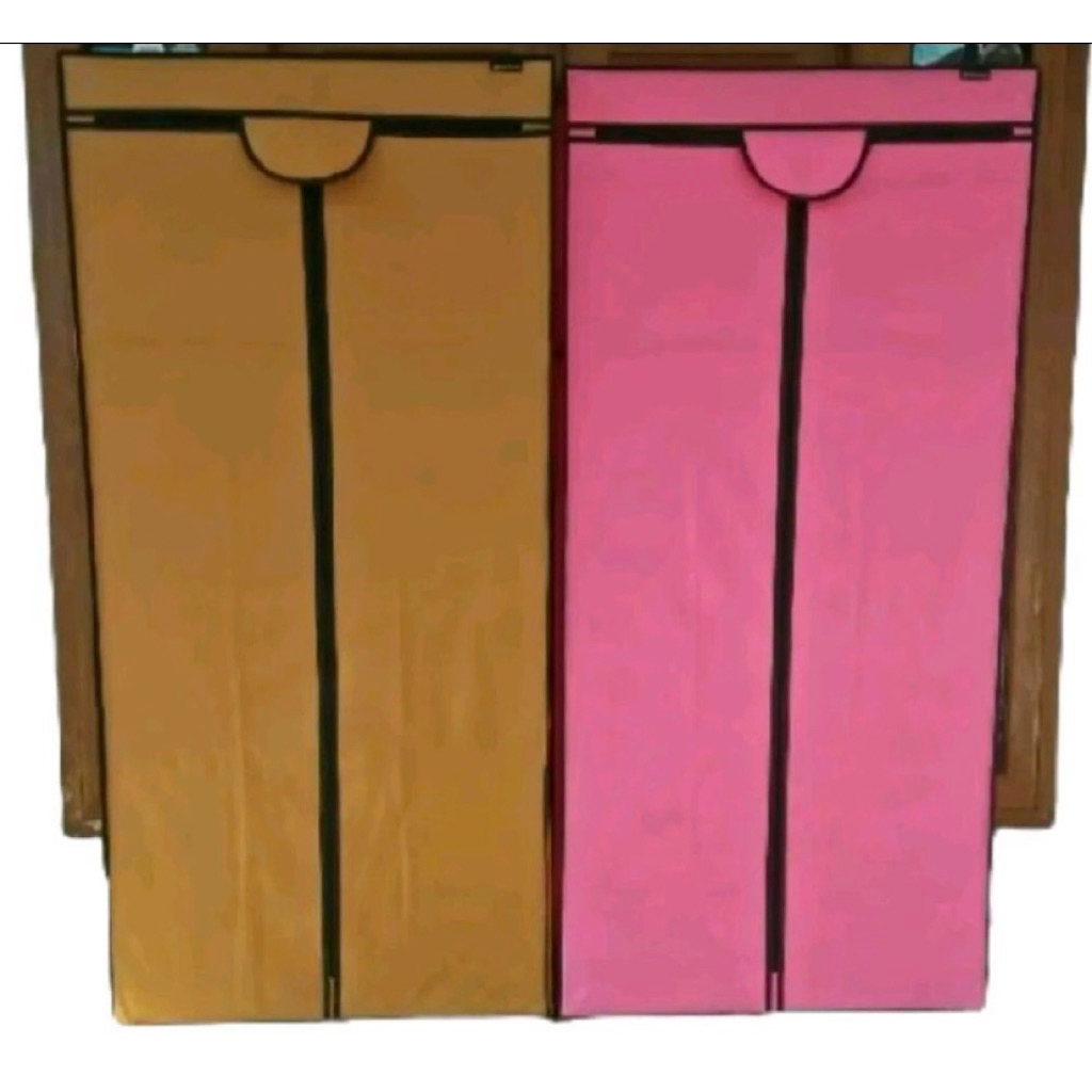Almari Gantungan Gamis