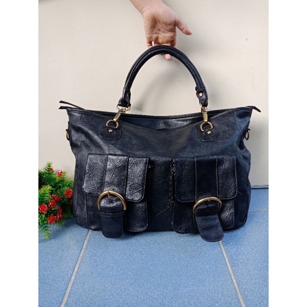 TAS KULIT ASLI WANITA, TAS KULIT BESAR, TAS KULIT CANTIK, TAS MINGGAT KULIT