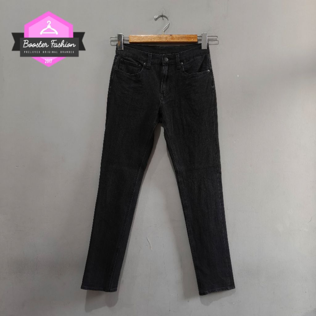 JEANS GU BY UNIQLO SKINNY BLACK SIZE 26