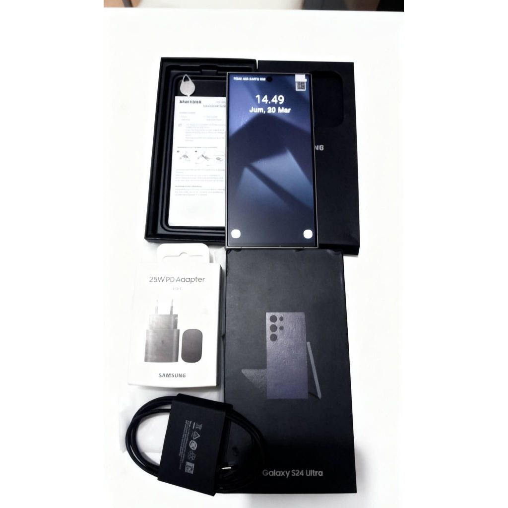 SAMSUNG S24 ULTRA 5G 12/512GB Rep kondisi second tapi baru / Display