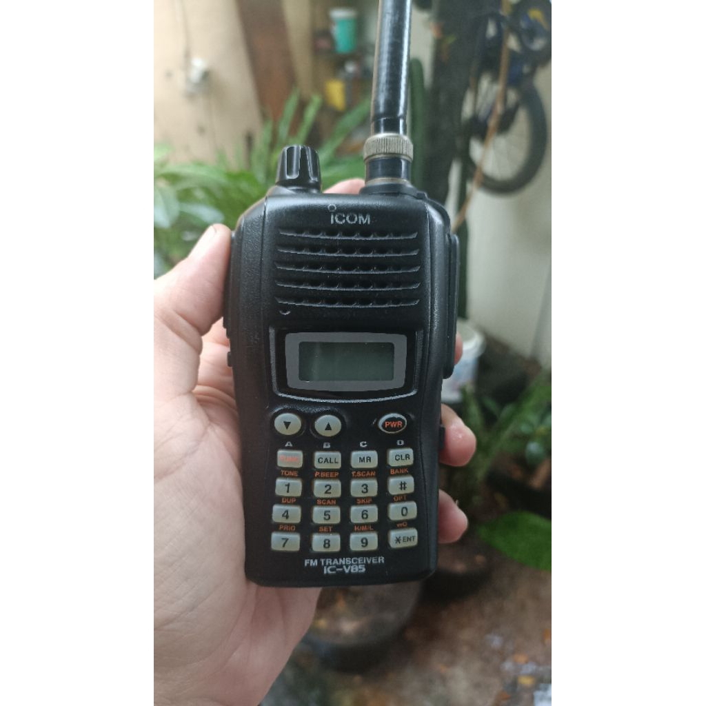 HT ICOM V85 SECOND