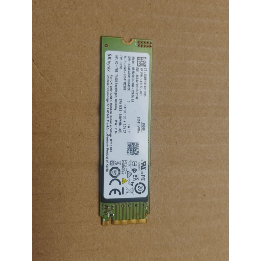 SSD NVMe SK Hynix 256 GB Kondisi Normal