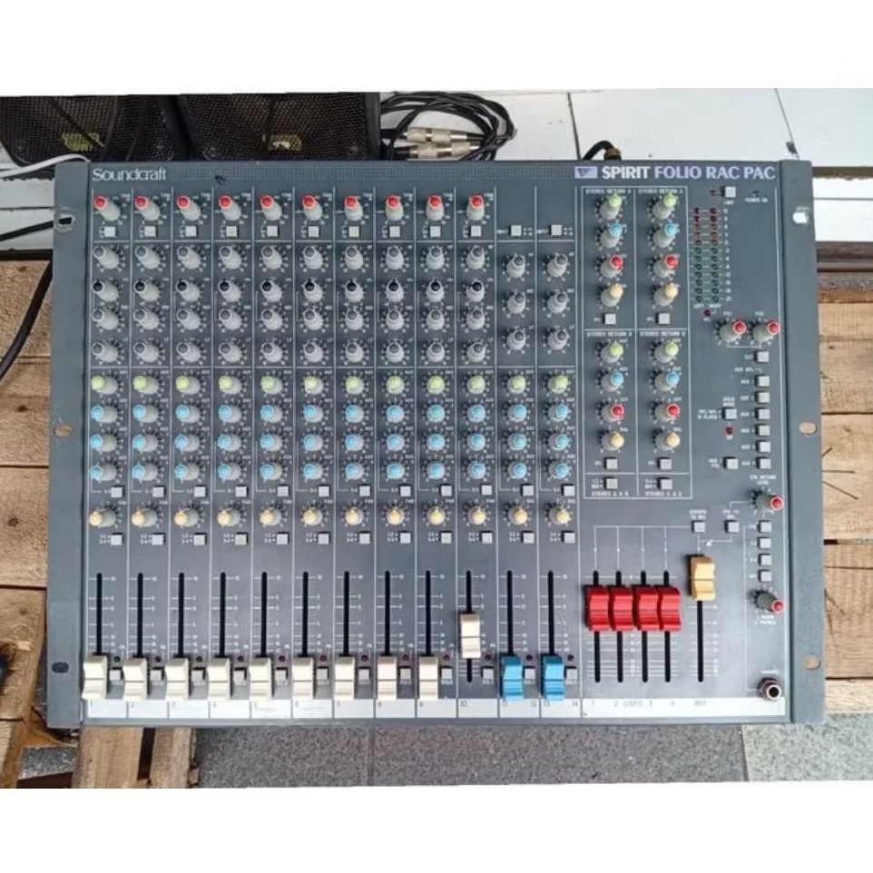 Original SOUNDCRAFT SPIRIT FOLIO RACPAC ENGLAND mixer