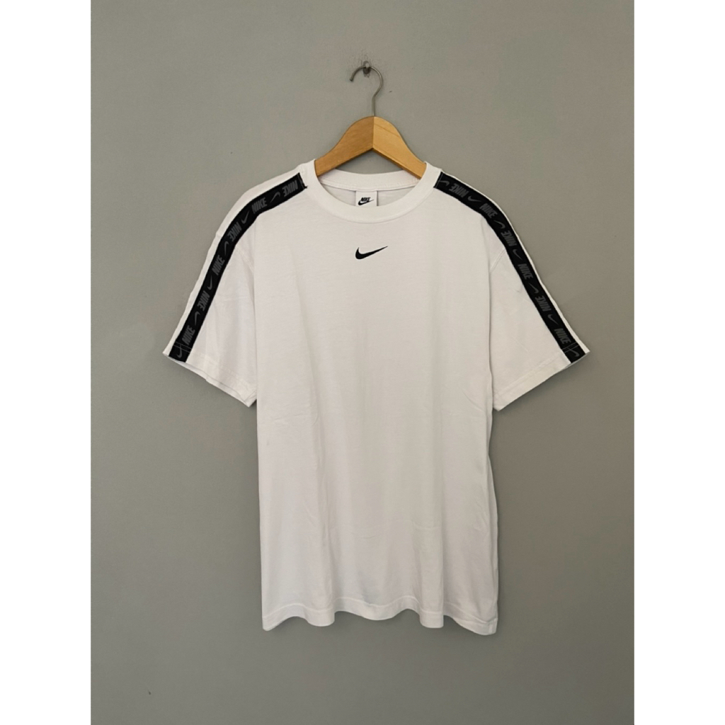 Kaos Nike Center Original / Kaos Nike Tapped Original / Kaos Nike Logo Center / Kaos Nike Tapped