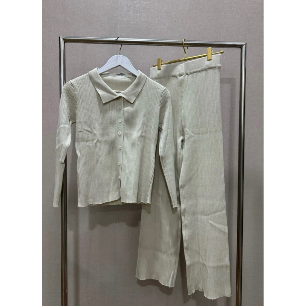 Preloved Set Love&flair