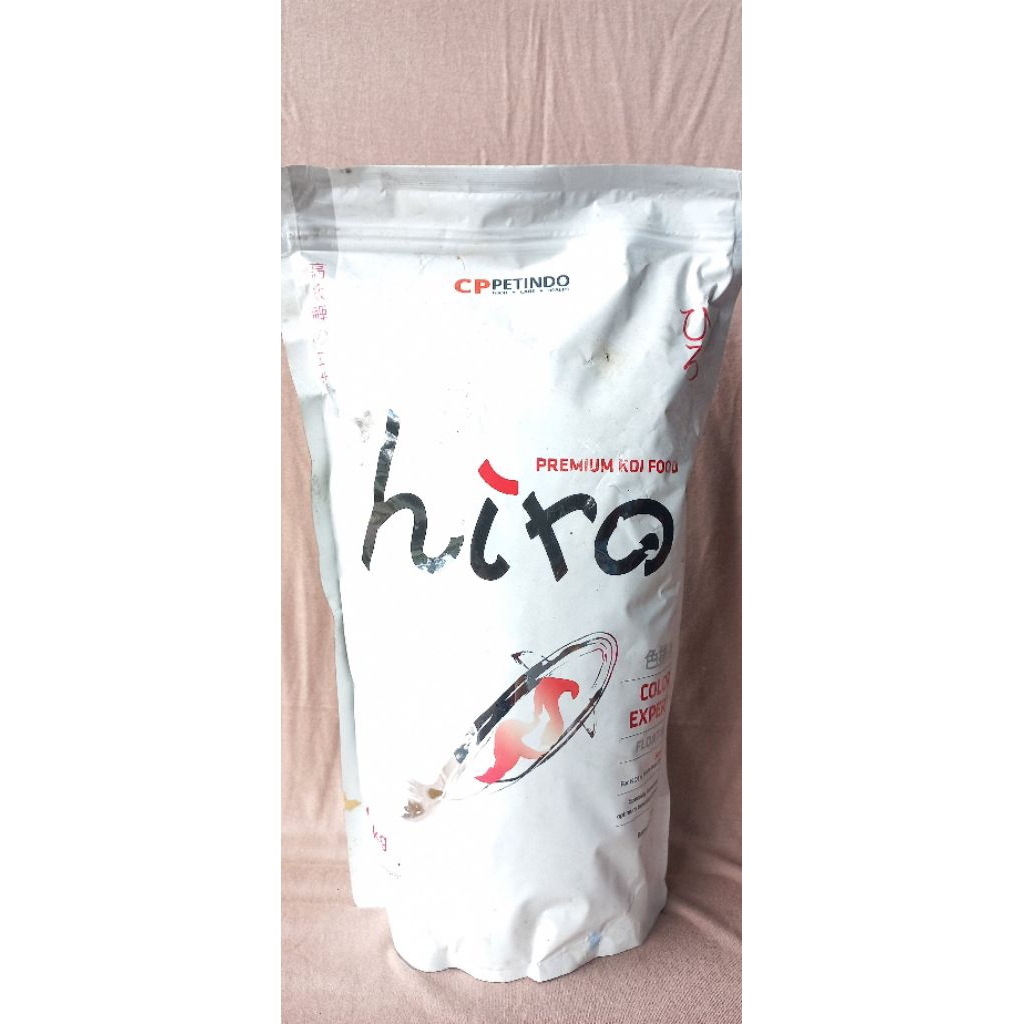 pakan ikan koi premium merek Hiro