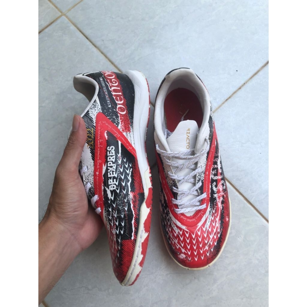 SPECS REACTO BLITZ PRO GARUDA ATTACK