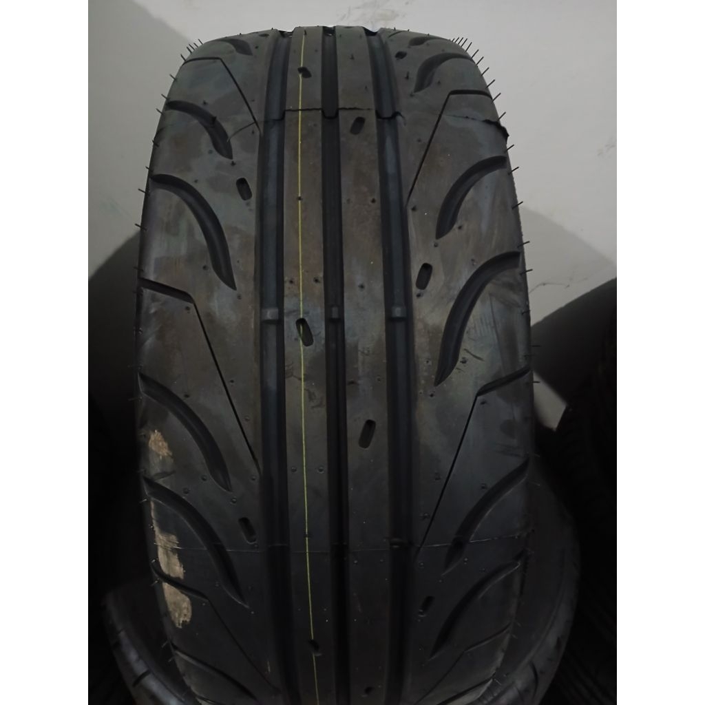 ACCELERA 651 SPORT TW 200 205 50 R16