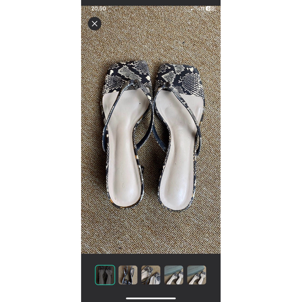 Charles keith sendal wanita