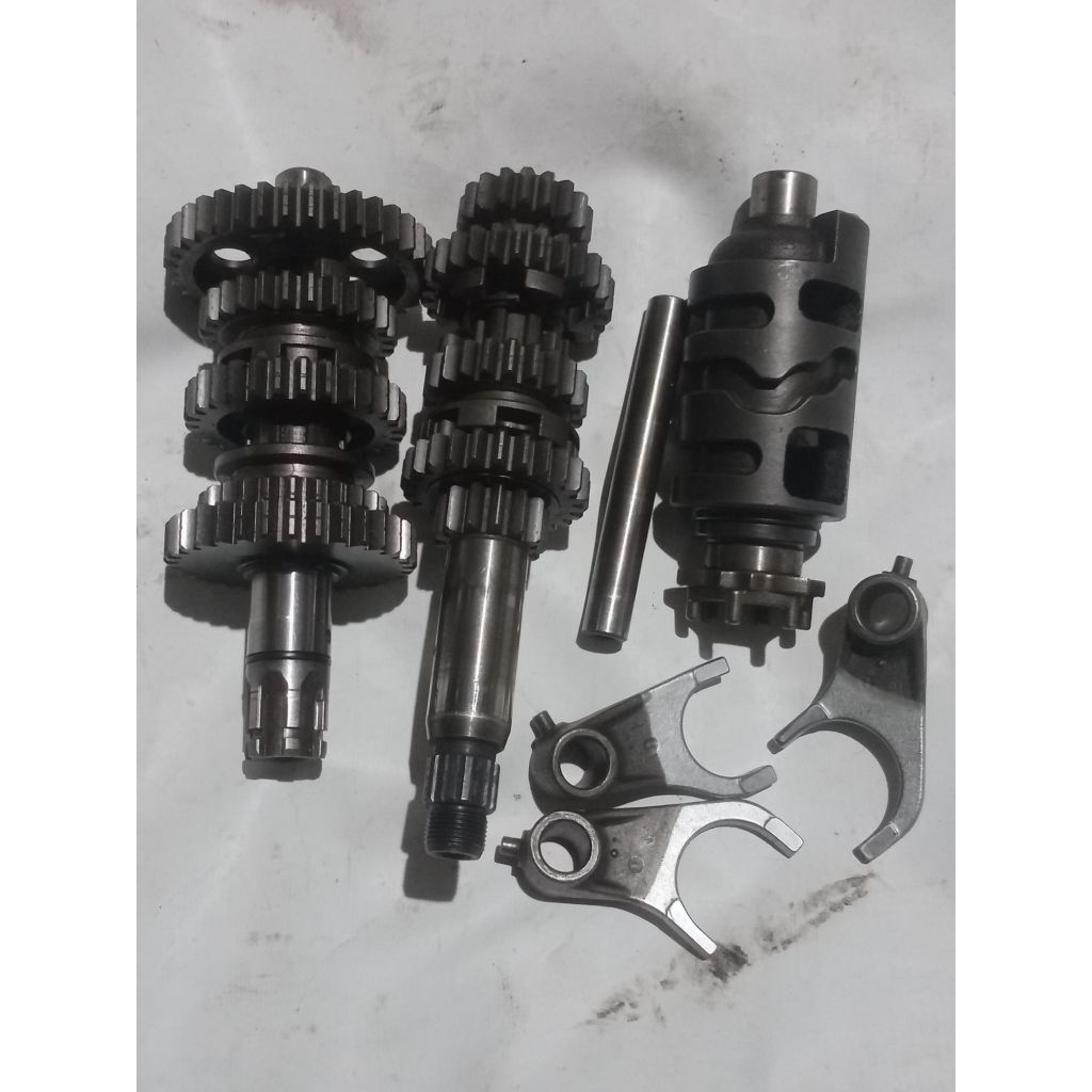gigi rasio Kawasaki bajaj Pulsar 200NS original gearbox tranmisi Kawasaki bajaj 200