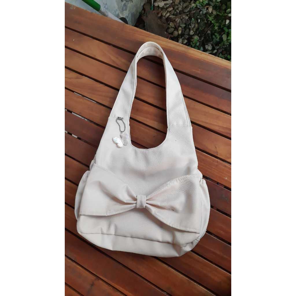 Preloved shoulder bag korea pita