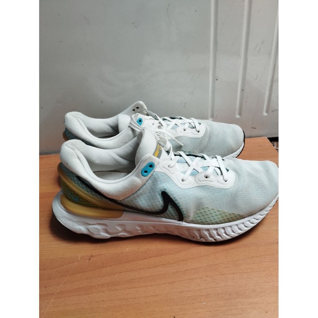 Sepatu Running Sneakers Casual Nike React Miler 3 Size 43