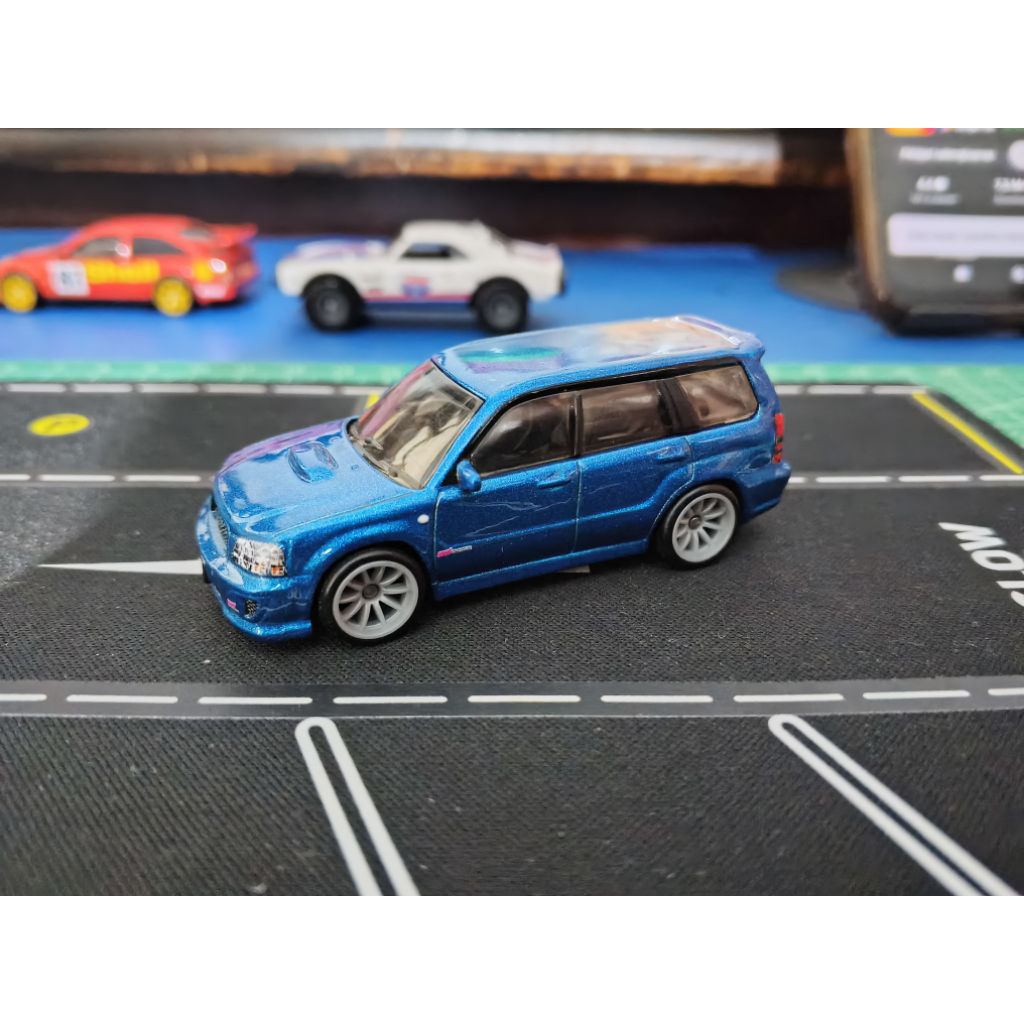 Hotwheels Premium Subaru Forester Modern Classic