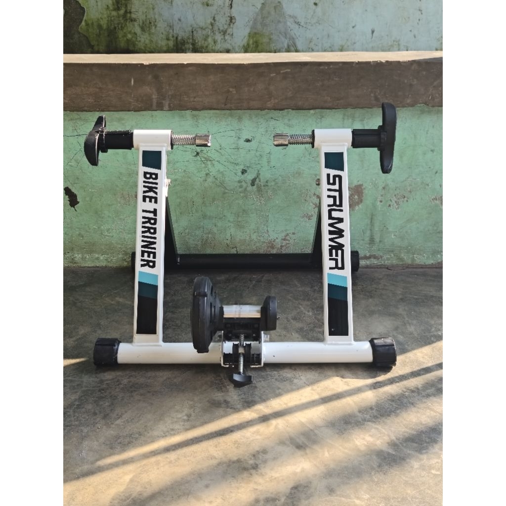 bike trainer strummer second
