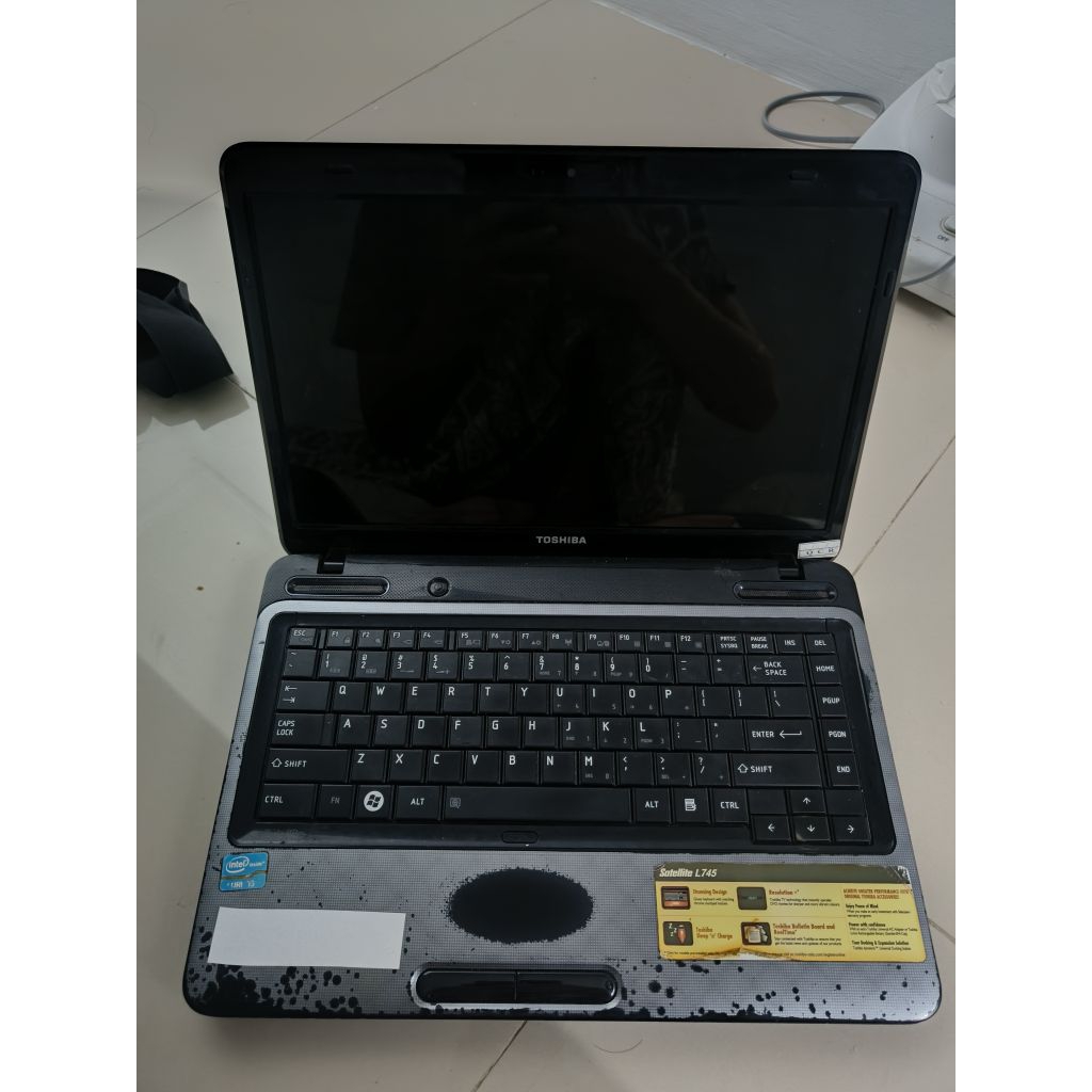 Laptop Toshiba L745 core i3 dijual murah